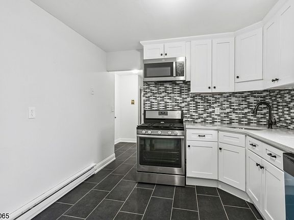 3rd image of 425 John F Kennedy Blvd #4B