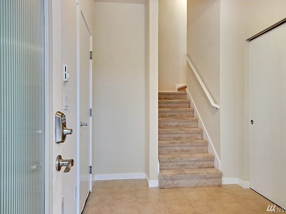 4th image of 2362 Court G