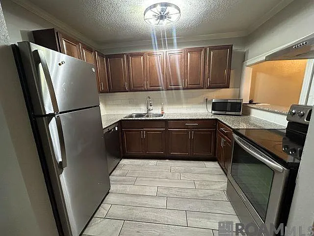 3101 Highland Rd #123 — Photo 6
