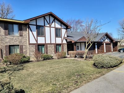 1458 N Elmhurst Rd APT 203A, Mount Prospect, IL, 60056