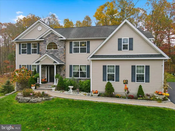 603 Washington Xing, East Stroudsburg, PA 18301