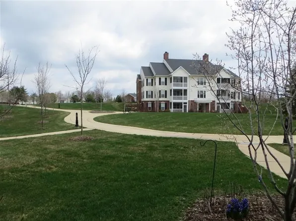 840 W Summerfield Gln, Ann Arbor, MI 48103