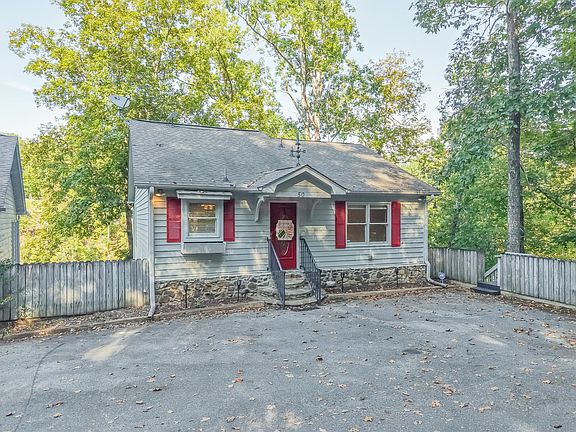 3rd image of 50 Red Oak Point