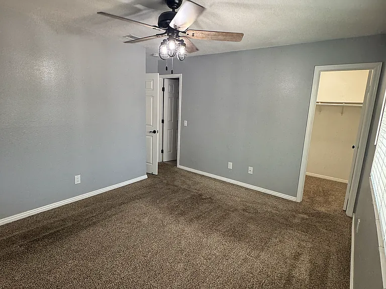 6642 Rosemary Ct — Photo 5