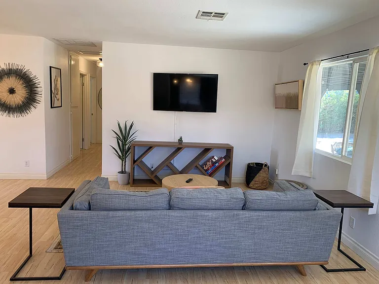 Desert Air Rd — Photo 44