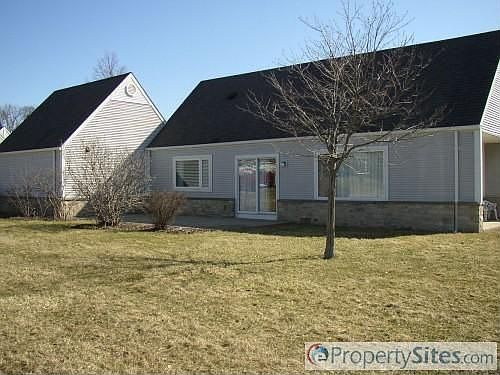 2nd image of 6 Miami Erie Pl