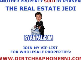 912 Point St, Camden, NJ 08102