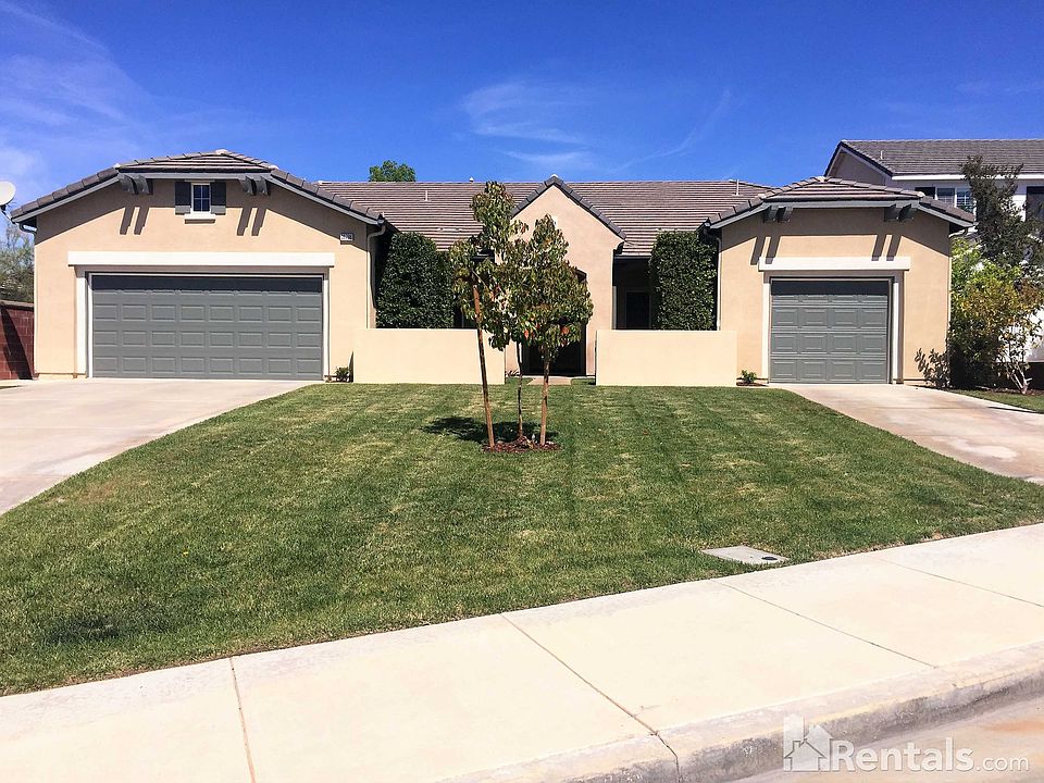 1st image of 30796 E Green Dr
