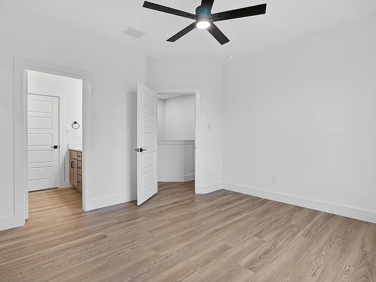 5704 Wayside Dr — Photo 15