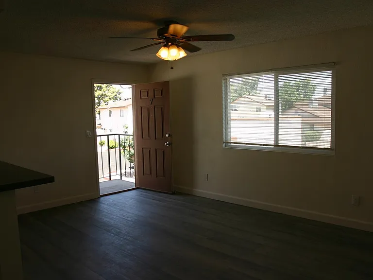 860 E Brown Rd #7 — Photo 9