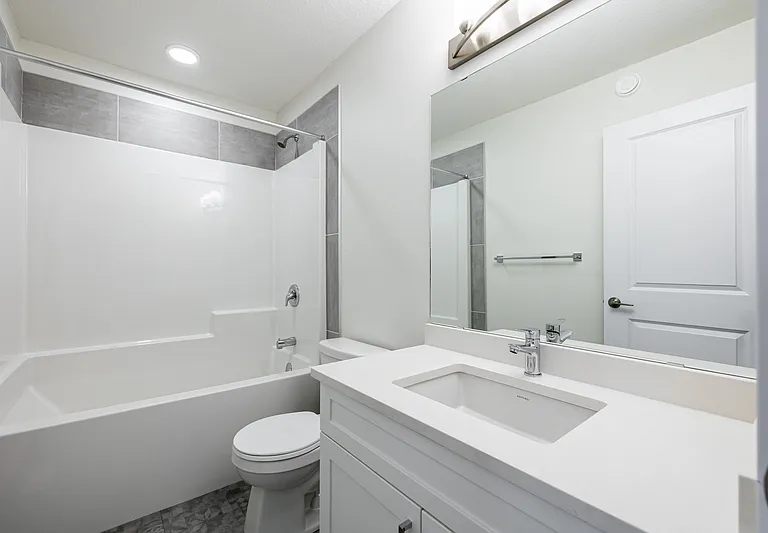 2113 209a St NW — Photo 18