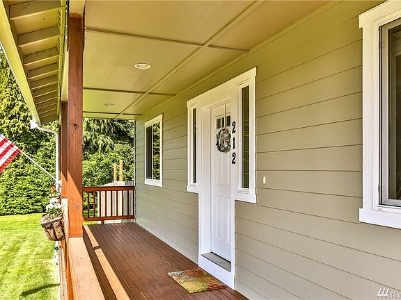4th image of 212 Cypress Ln