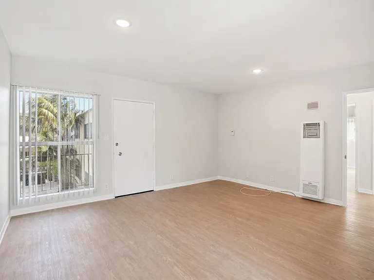 12323 Texas Ave — Photo 59