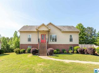 813 Cheyenne Dr, Warrior, AL 35180