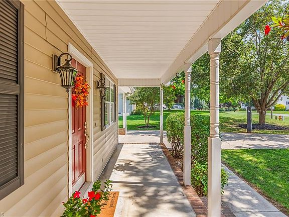 5th image of 209 Millstone Dr