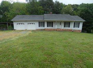 10451 Edgehill Ln, King George, VA 22485