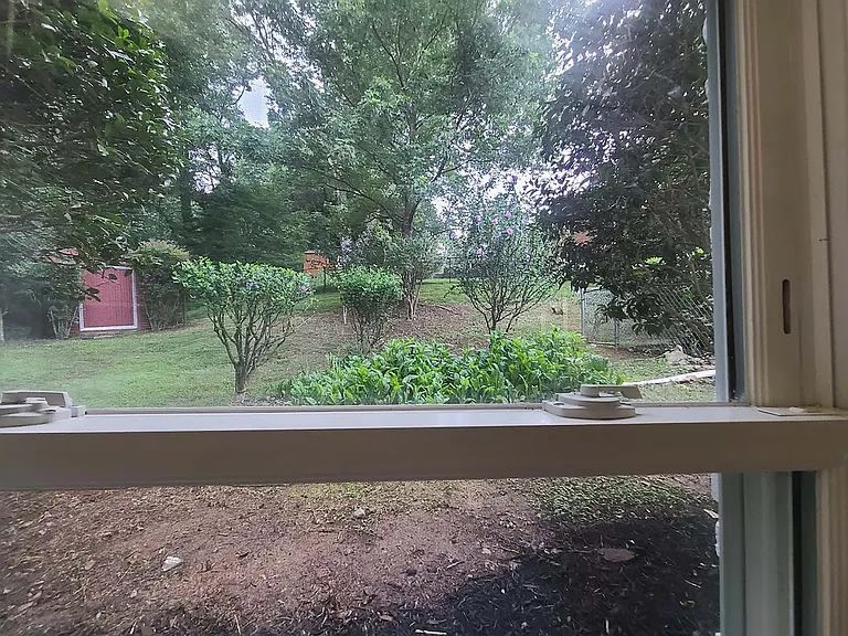 1002 Dixon Dr — Photo 50
