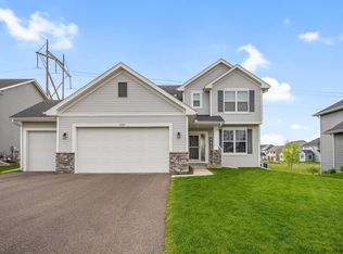 9777 Glacial Valley Bay, Woodbury, MN 55129