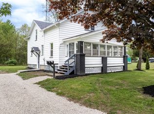 16 Fairlawn Ave, Niles, OH 44446