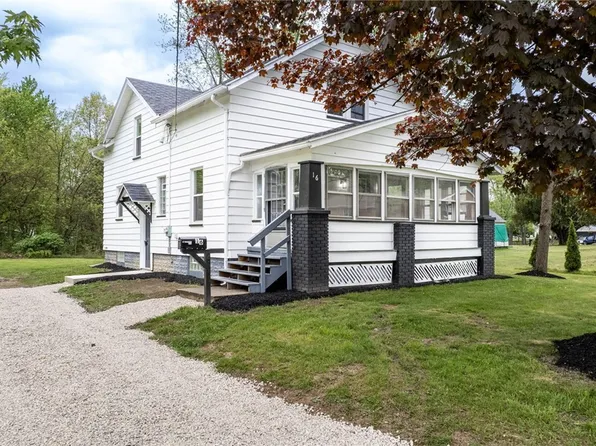 16 Fairlawn Ave, Niles, OH 44446