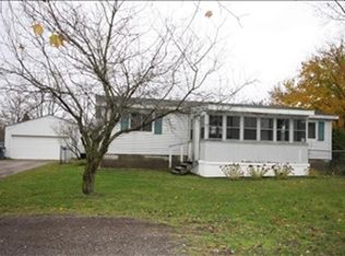 49829 29 1/2 St, Kalamazoo, MI 49079