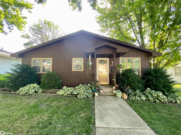 414 E Division St, Audubon, IA 50025