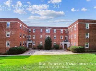2040 N Vermont St APT 201, Arlington, VA 22207