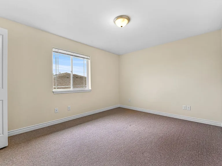 5760 Legoe Ave — Photo 41