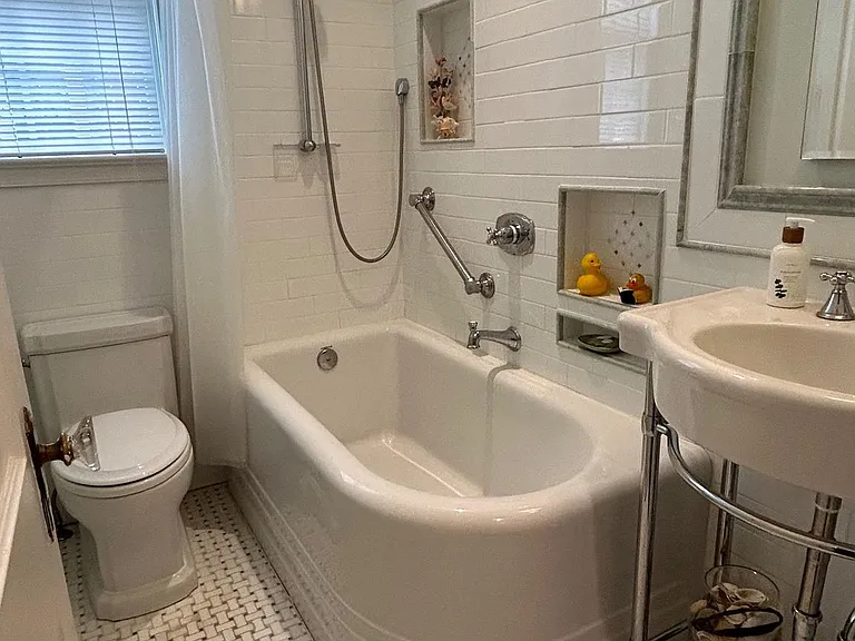 4854 Bayard Blvd — Photo 11