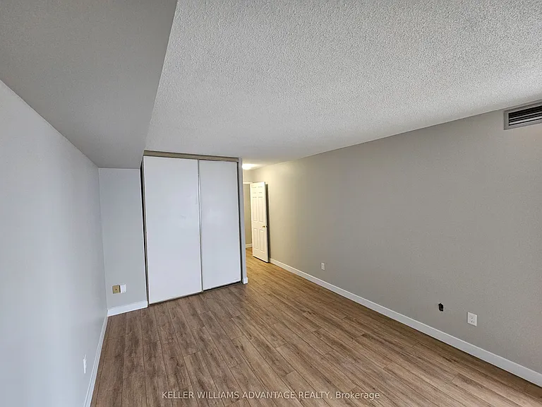 26 Hanover Rd #1108 — Photo 16