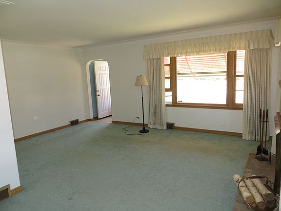 Lots of Light in the Livingroom