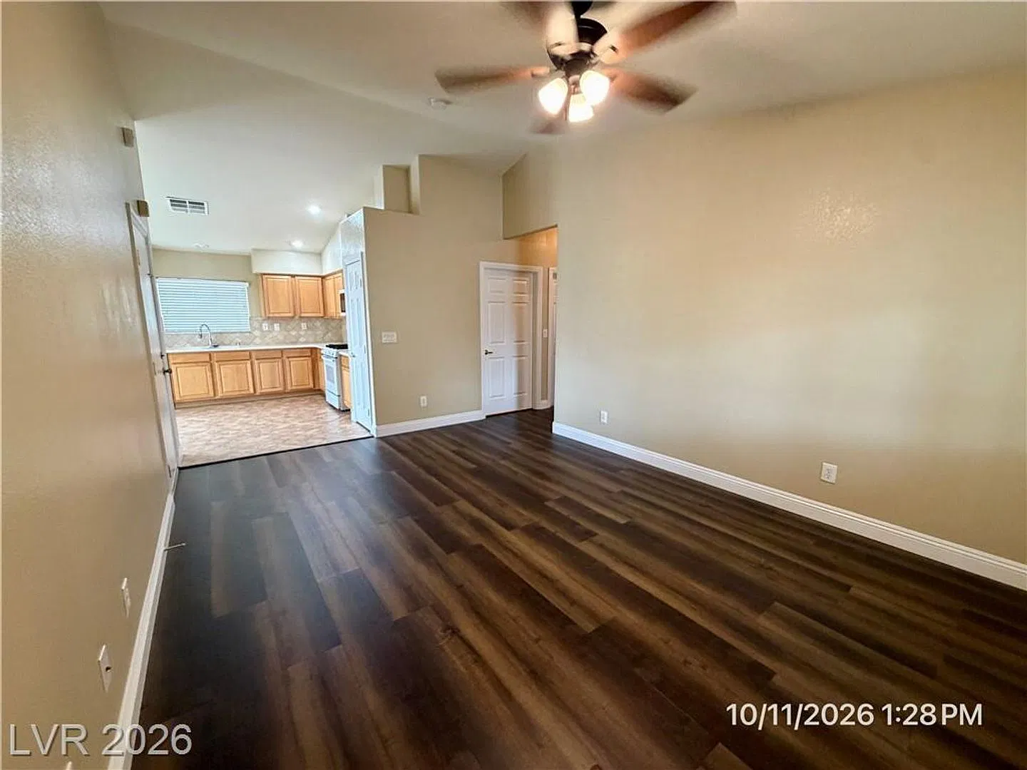 Charming 2-Bedroom Townhome with Covered Porch & Attached Garage — Photo 4