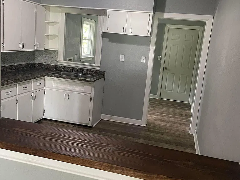 1507 Chickasaw Blvd — Photo 3