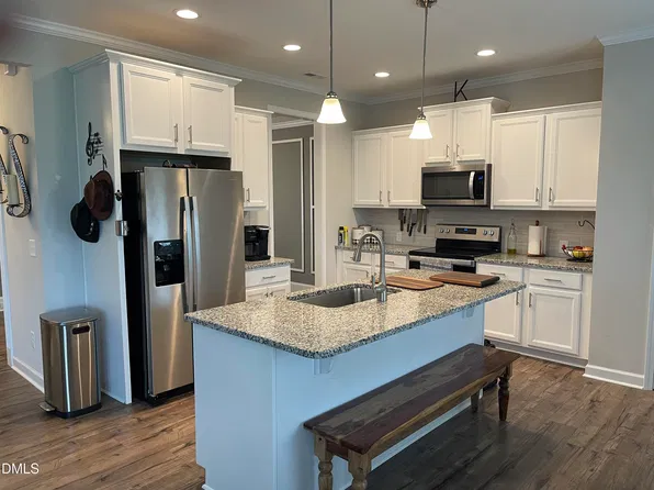 35 Fisher Rd, Lillington, NC 27546