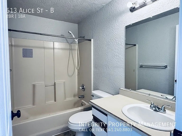 513 Alice St #B — Photo 14