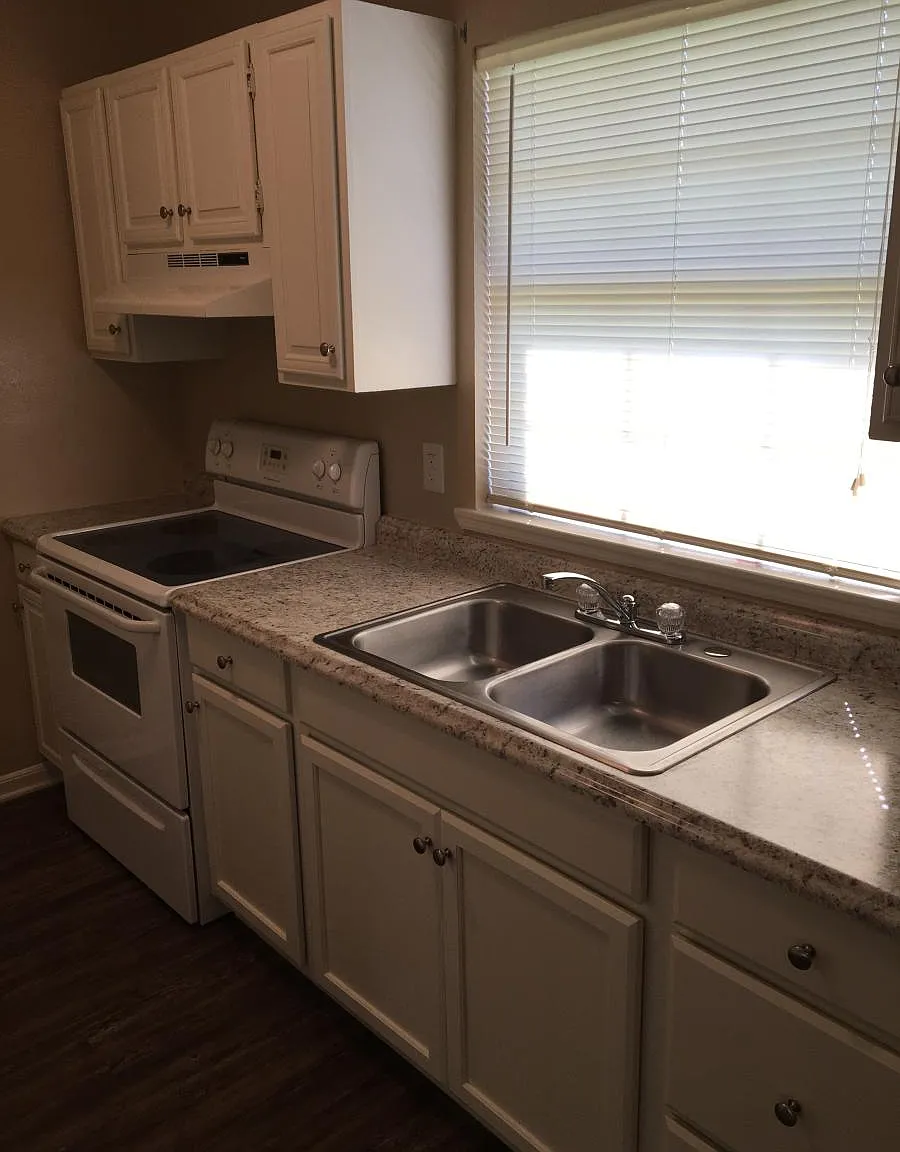 1 bed, 750 sqft, $675 — Photo 4