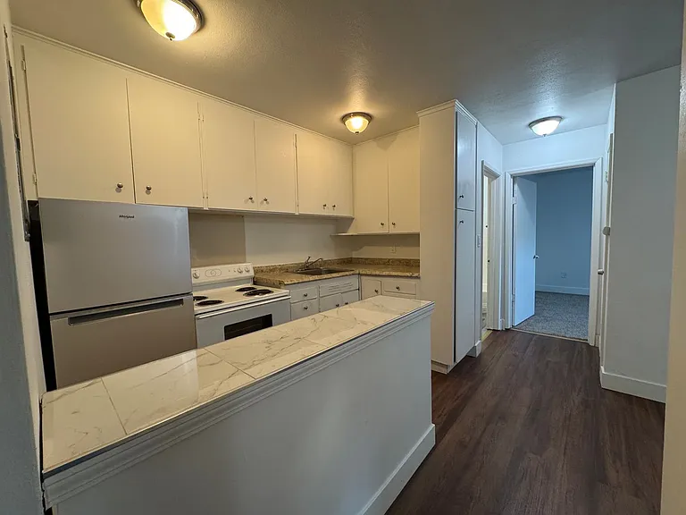 Seward Park Court | Hidden Gem in Serene Neighborhood w/ Onsite Parking — Photo 7