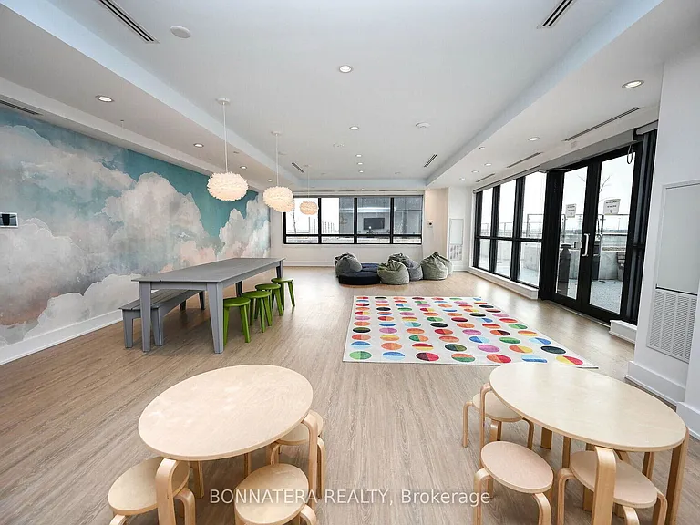 430 Square One Dr #4309 — Photo 42