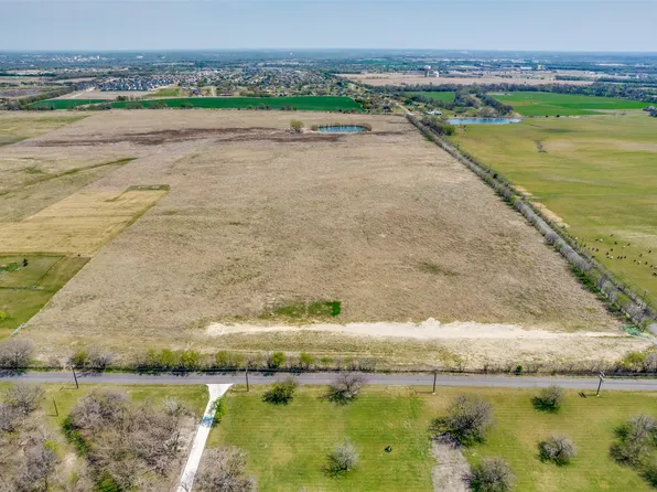 802 Riddels Rd, Sherman, TX 75092