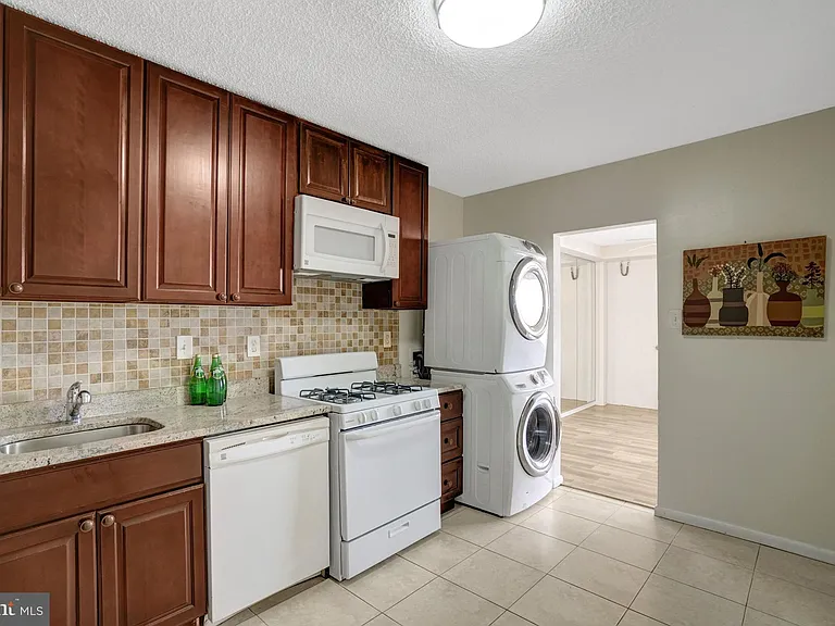 3705 S George Mason Dr #2504S — Photo 6