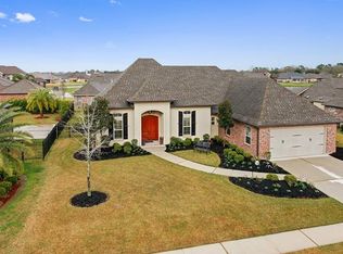 416 Lac Calcasieu Dr, Luling, LA 70070