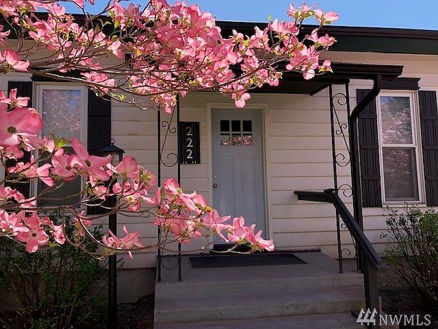 1st image of 222 E Richmond Ave