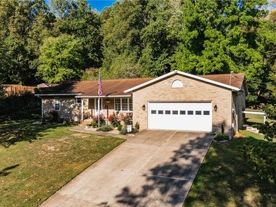 85 Chris St, Belpre, OH, 45714