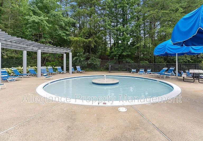 11400 Windleaf Ct #R — Photo 30