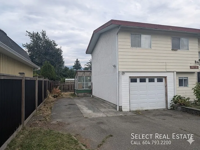 9170 Coote St #B — Photo 1