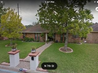 4709 N 7th St, McAllen, TX 78504