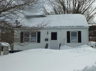 24 Terrace Gdns, Meriden, CT 06451
