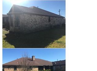 6001 Reba Dr, Port Arthur, TX 77640