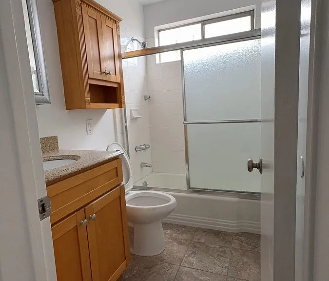 823-825 Fairview Ave #823-12B — Photo 12