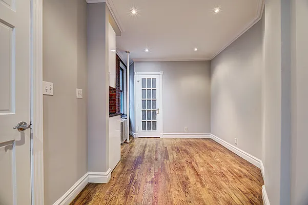 Rented by REAL New York | media 19